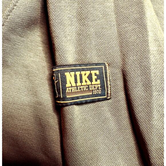 VTG NIKE Sportswear Athletic Dept Sage Green Pullover Sweatshirt Men's Size M - Picture 4 of 6